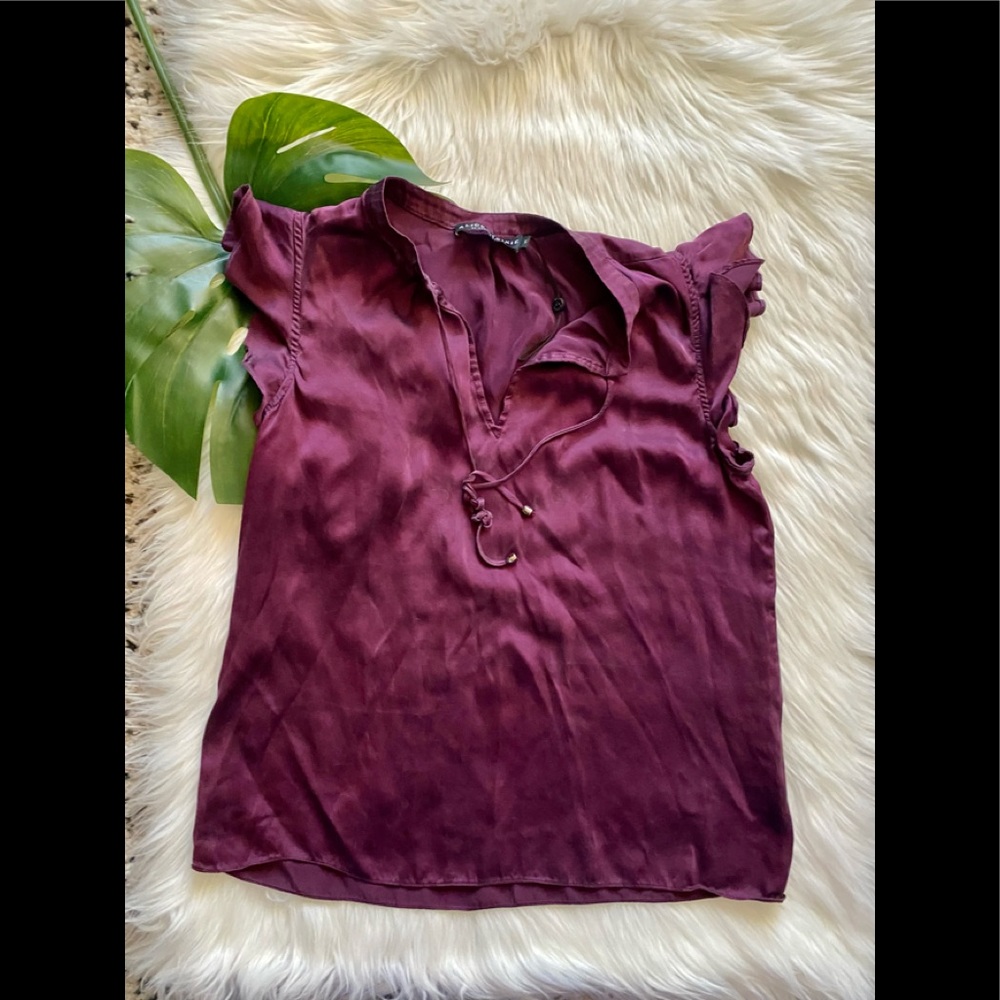 ⭐️ Alice & Tricia Silk Top